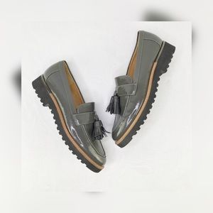 Franco Sarto Carolynn Loafer - Gray Patent - Size 8.5